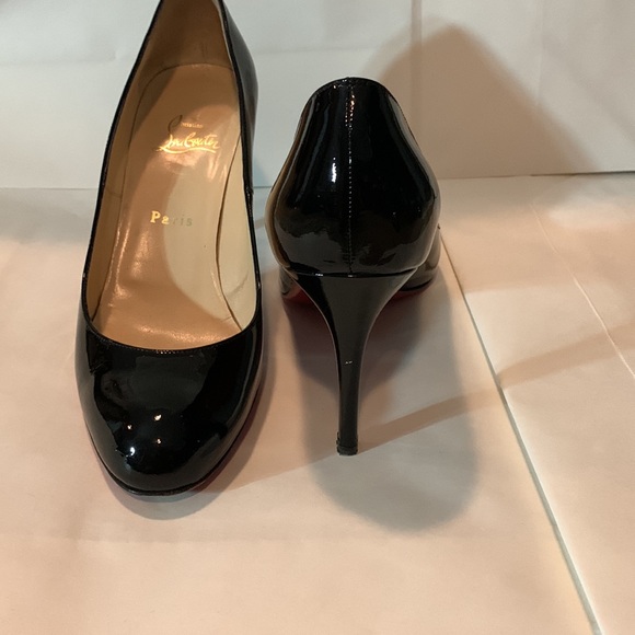 Authentic Louboutin black patent leather pumps - Picture 3 of 8